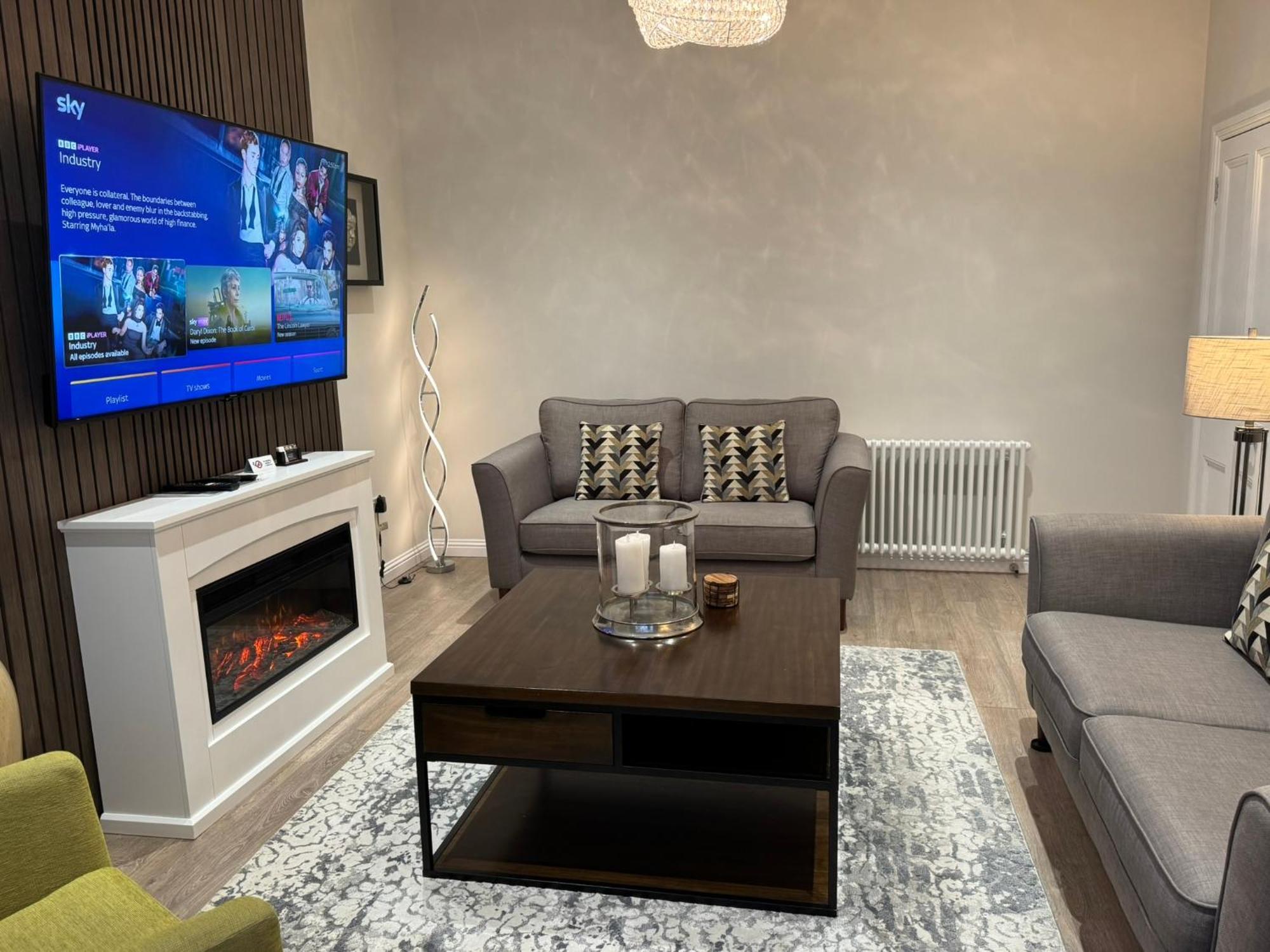 Luxury 2 Bedroom Cottage West Calder ภายนอก รูปภาพ